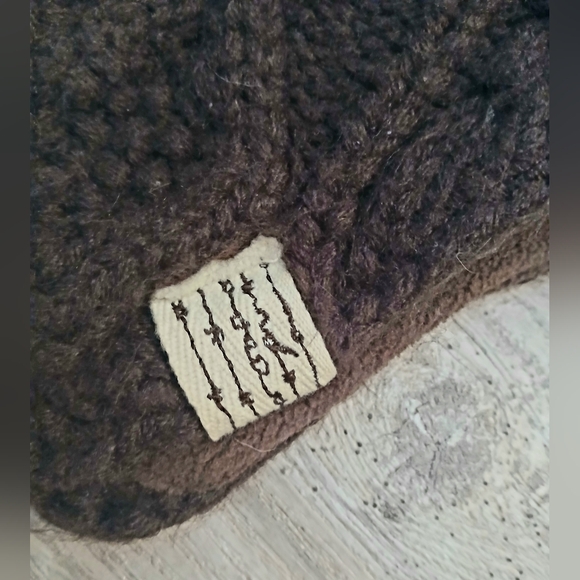 Burton Women's cable knit snowboarding toque winter beanie brown hat - Picture 6 of 7